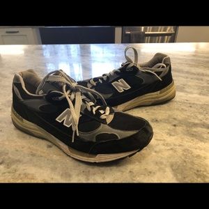 NEW BALANCE 992 SNEAKERS